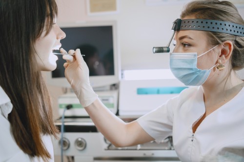 How Stem Cells Enhance Healing in Oral Surgery: A Look at Anesthesia's Role